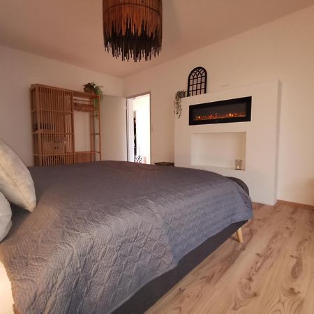 Up Wulkje21 Neu Renovierte Wohnung Mit Pkw Stellplatz เอมเดน ภายนอก รูปภาพ
