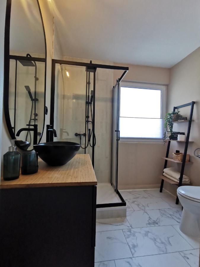 Up Wulkje21 Neu Renovierte Wohnung Mit Pkw Stellplatz เอมเดน ภายนอก รูปภาพ